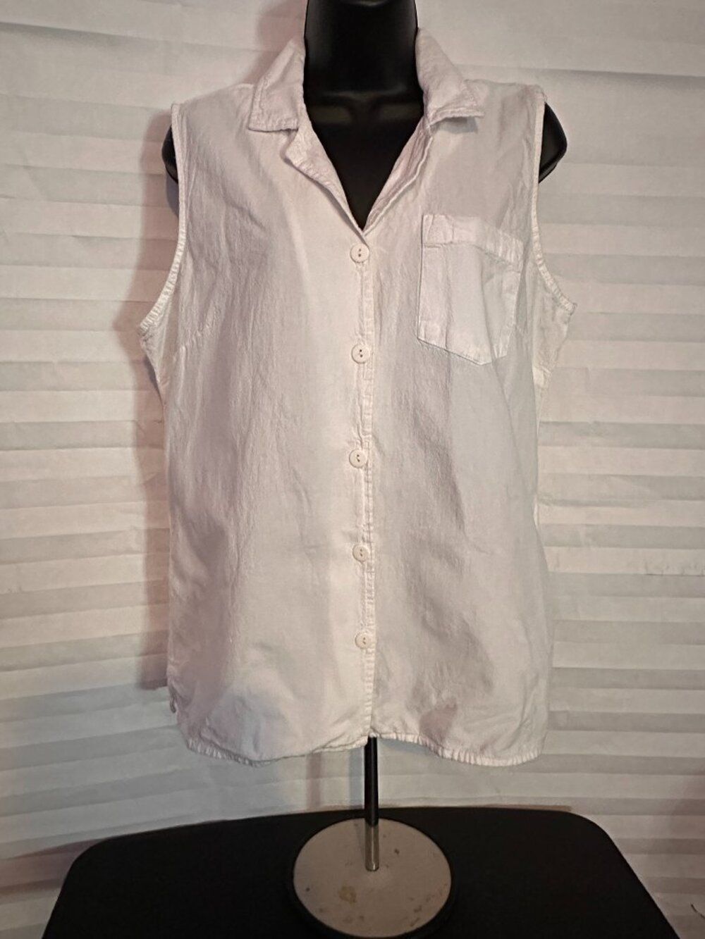 Basic Editions White Sleeveless Career Casual Blouse Large